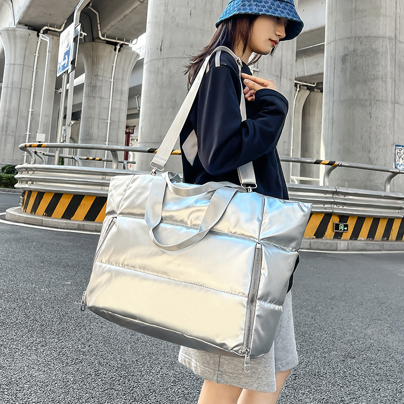 Women Y2k Silver Shoulder Bag  - Down Jacket Packable incelemesi ve fiyatı